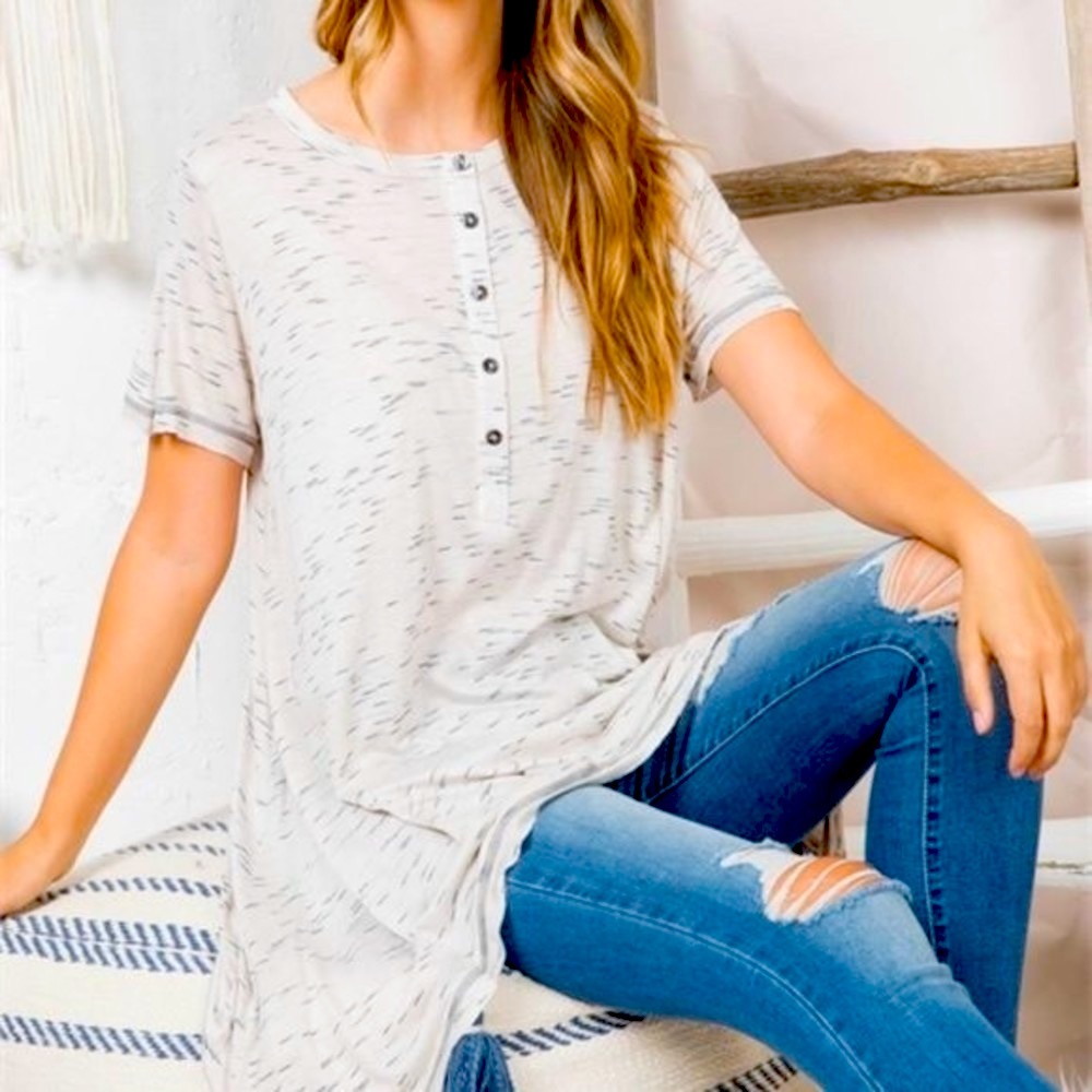 MIRACLE BERRY Henley Button Neck Rawedge Grunge Hem High-Low Small  Abstract Top